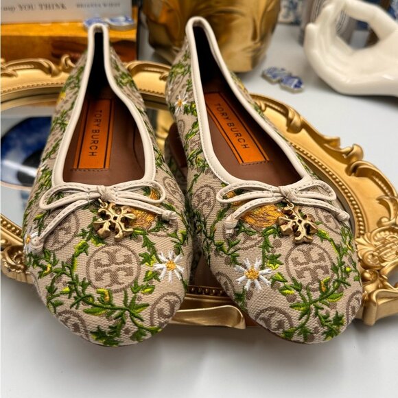 🆕 TORY BURCH 🧿 BNWOB T Monogram Tory Charm Ballet Flat - Size 5.5 - Picture 11 of 14